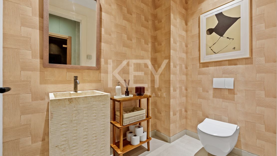 New luxury villa with panoramic views and infinity pool in La Quinta, Benahavis