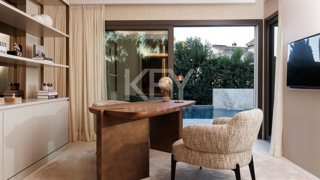 Increíble villa de lujo recién renovada en el corazón de Sierra Blanca, Marbella.