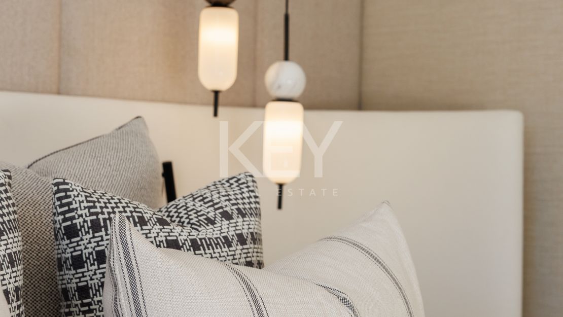 Increíble villa de lujo recién renovada en el corazón de Sierra Blanca, Marbella.