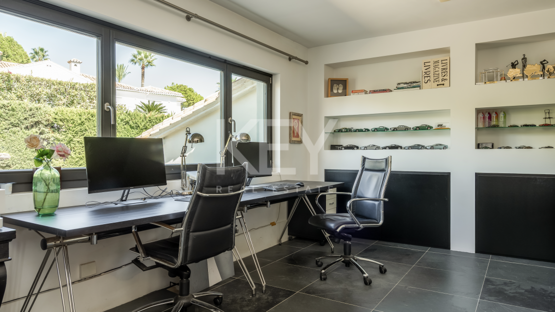 Increíble villa con vistas al mar en El Paraíso Alto