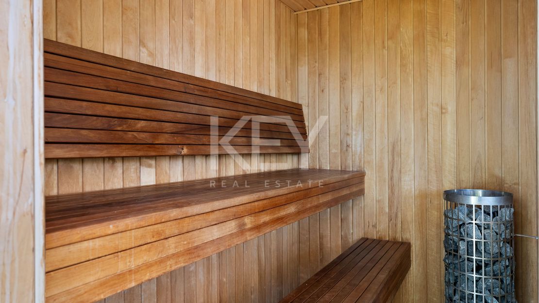 Beautiful apartment with garden in Nueva Andalucia, Marbella