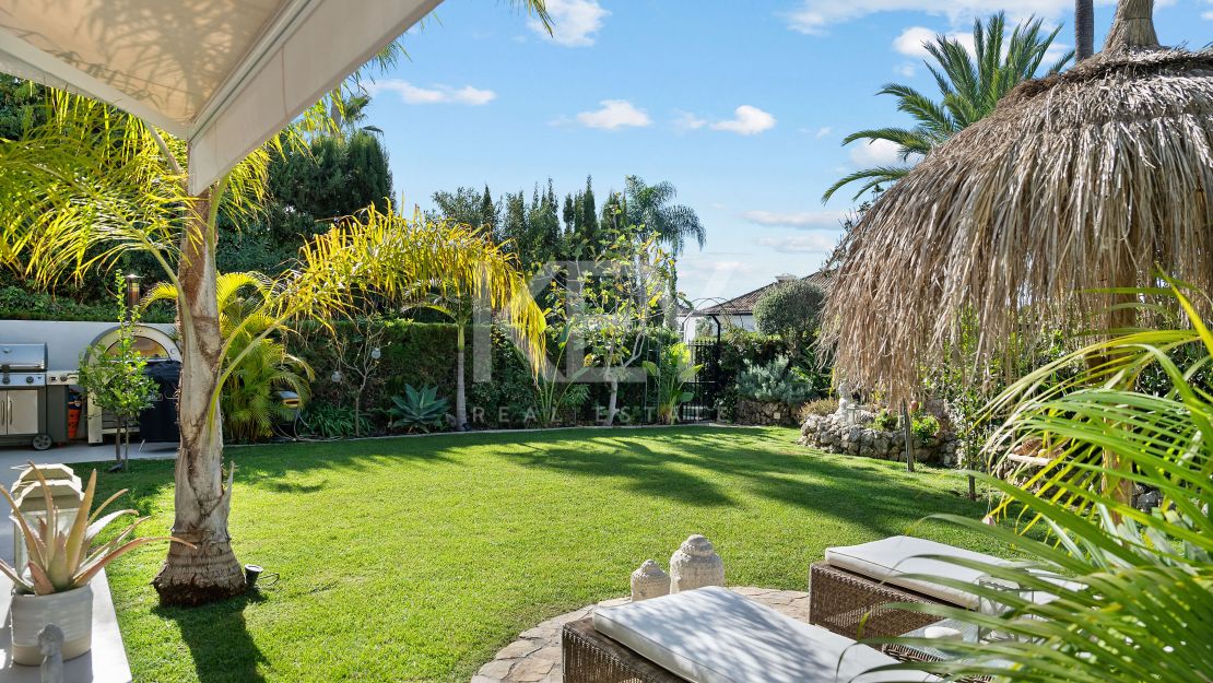 Beautiful apartment with garden in Nueva Andalucia, Marbella