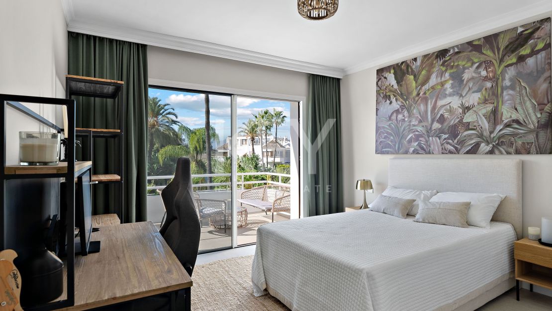 Beautiful apartment with garden in Nueva Andalucia, Marbella