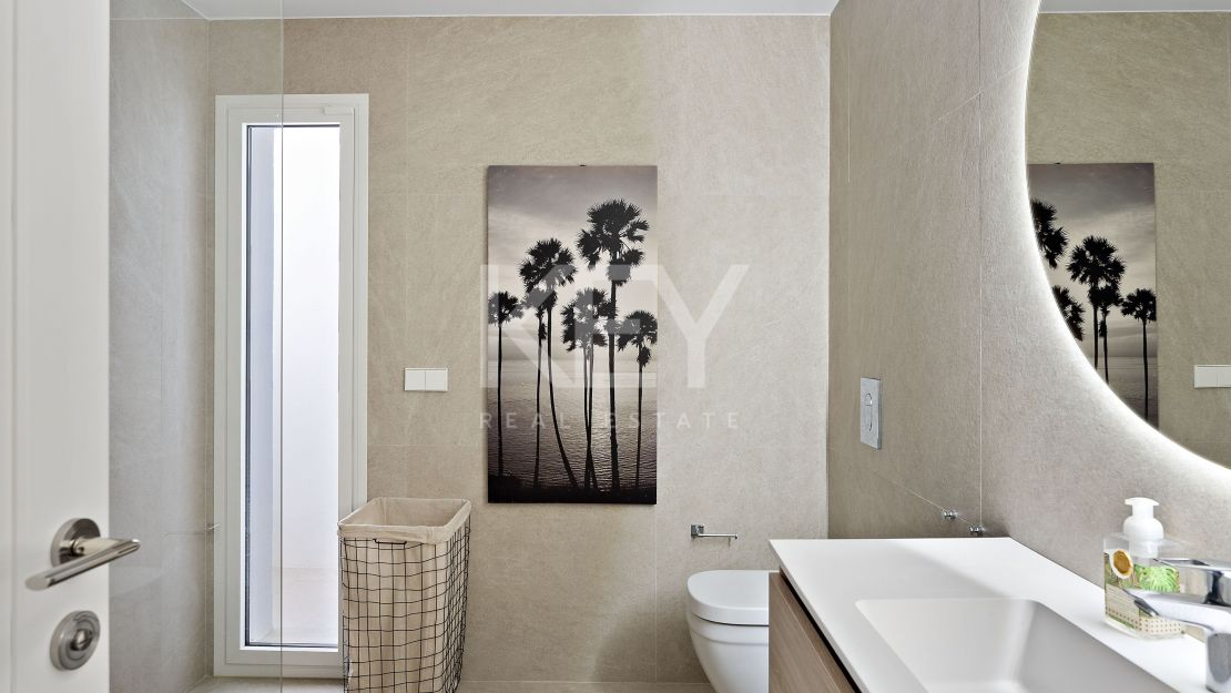 Beautiful apartment with garden in Nueva Andalucia, Marbella