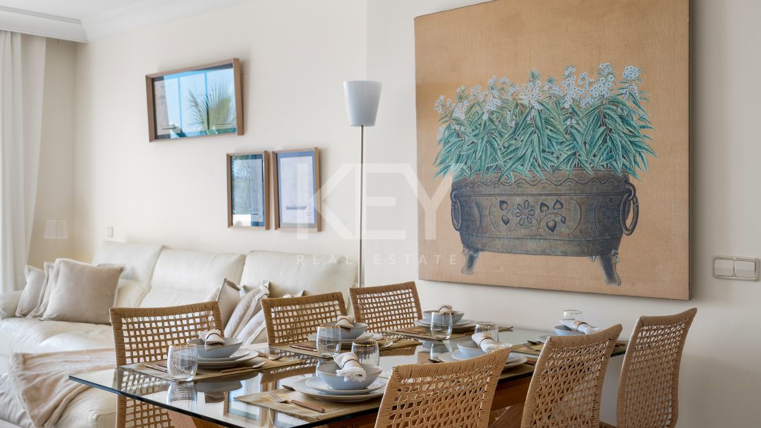 Recently Renovated 2 Bedroom Apartment with Sea Views in Benahavis, Marbella