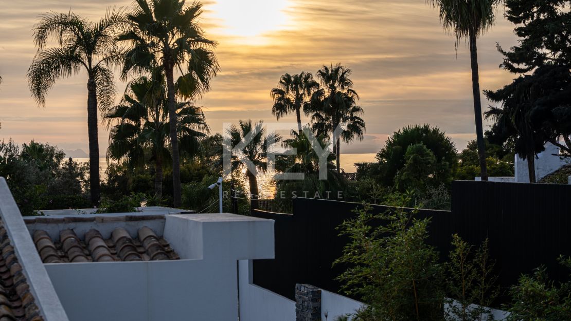 Fully Renovated Luxury Villa in El Rosario, Marbella East