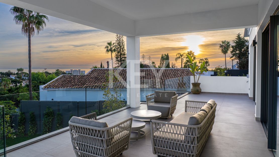 Fully Renovated Luxury Villa in El Rosario, Marbella East