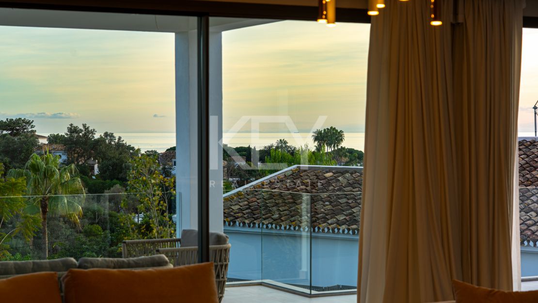 Fully Renovated Luxury Villa in El Rosario, Marbella East