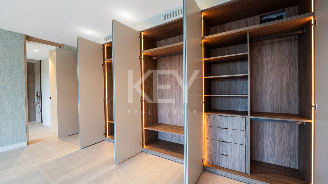 Fully Renovated Luxury Villa in El Rosario, Marbella East