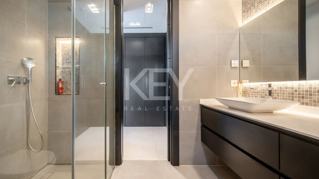 Renovated Villa in Calle Auriga, Nueva Andalucía, Marbella