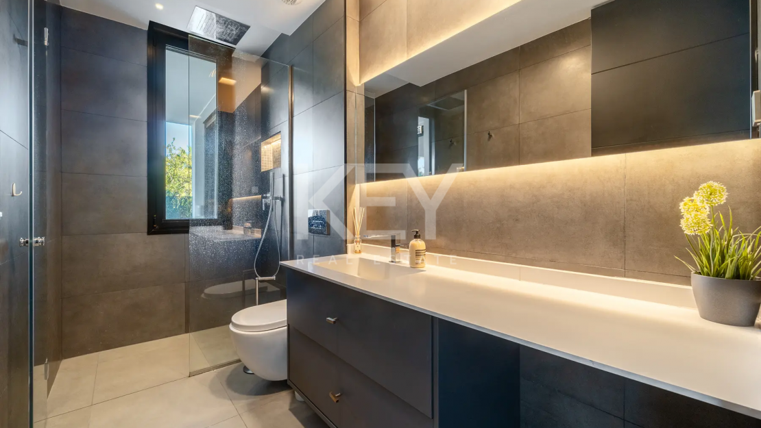 Renovated Villa in Calle Auriga, Nueva Andalucía, Marbella