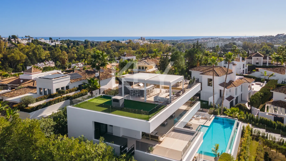 Villa renovada en la calle Auriga, Nueva Andalucía, Marbella