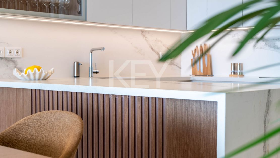 Amazing Apartment with Panoramic Views in Palo Alto, Marbella