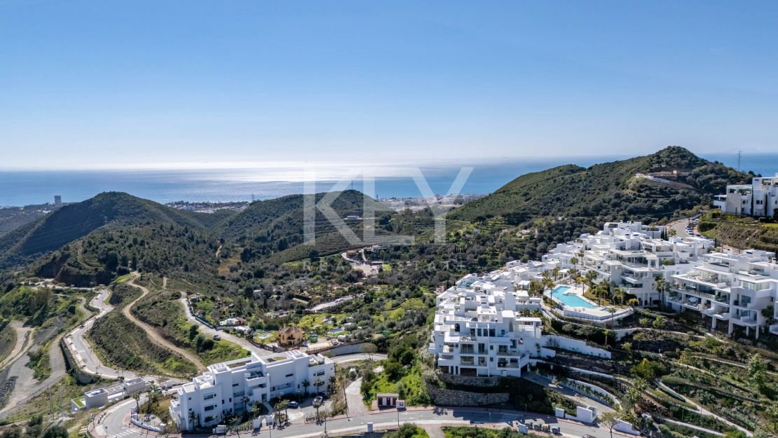 Amazing Apartment with Panoramic Views in Palo Alto, Marbella
