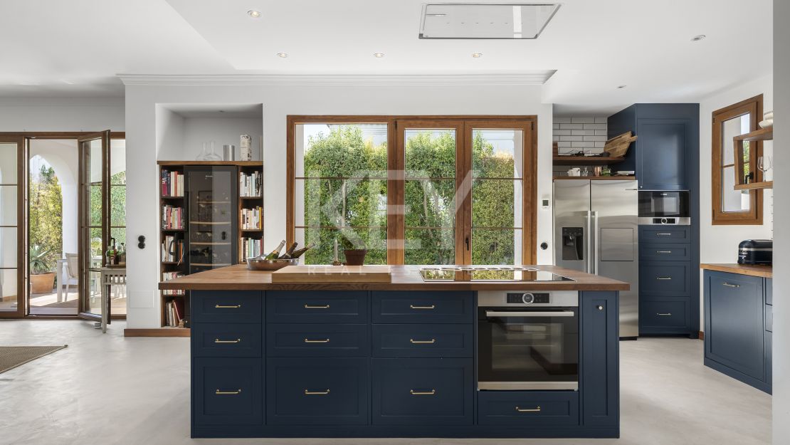 Renovated Modern Villa in Estepona