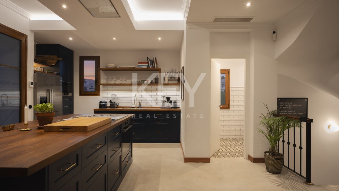 Renovated Modern Villa in Estepona