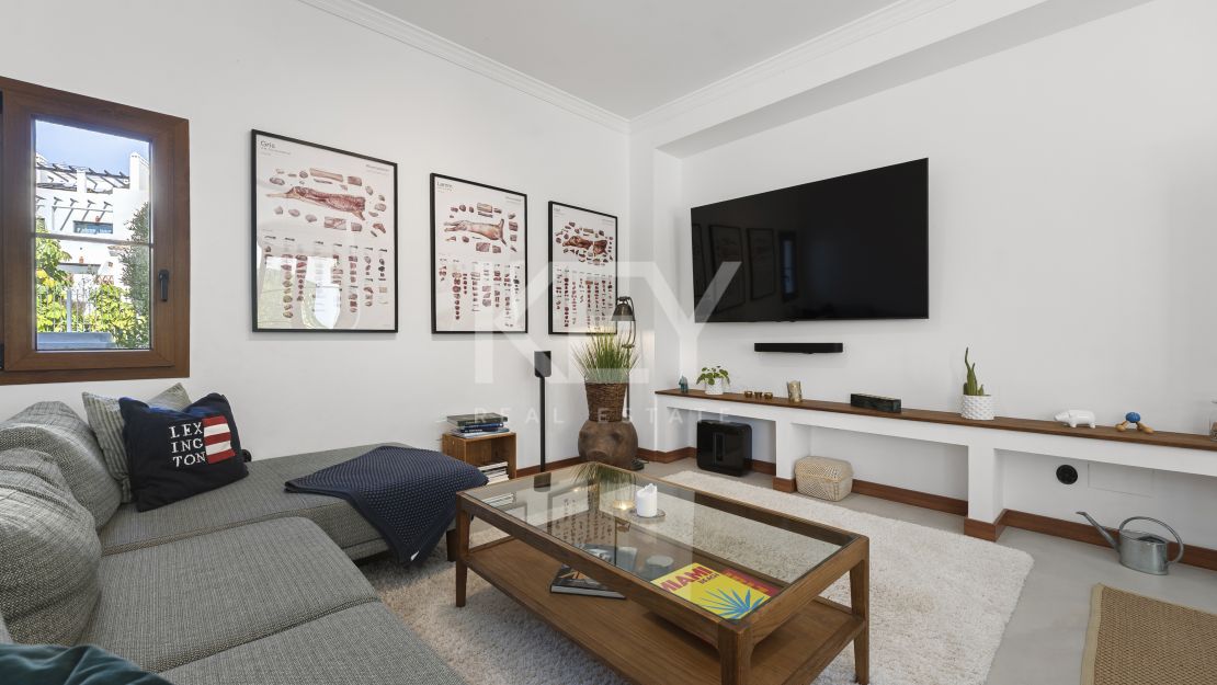 Renovated Modern Villa in Estepona