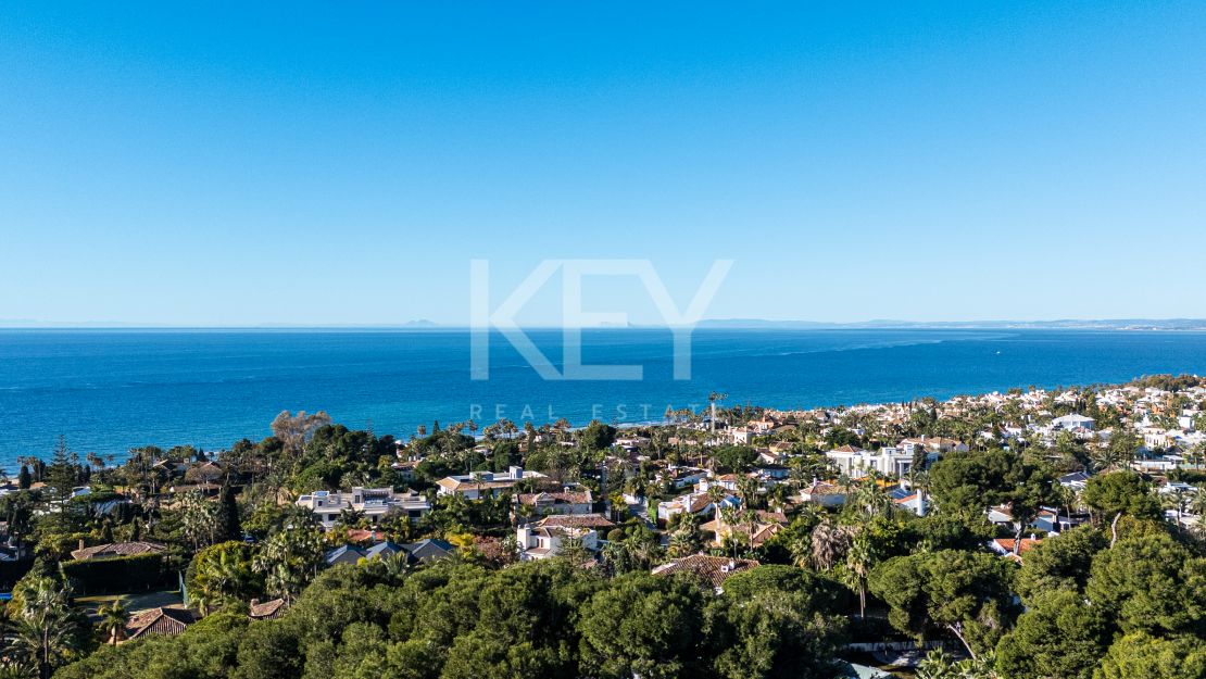 Classical Luxury Villa in Los Monteros, Marbella