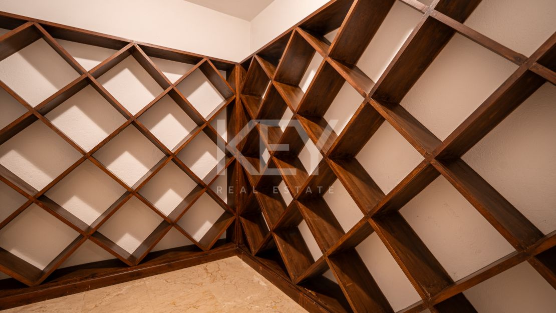 Classical Luxury Villa in Los Monteros, Marbella