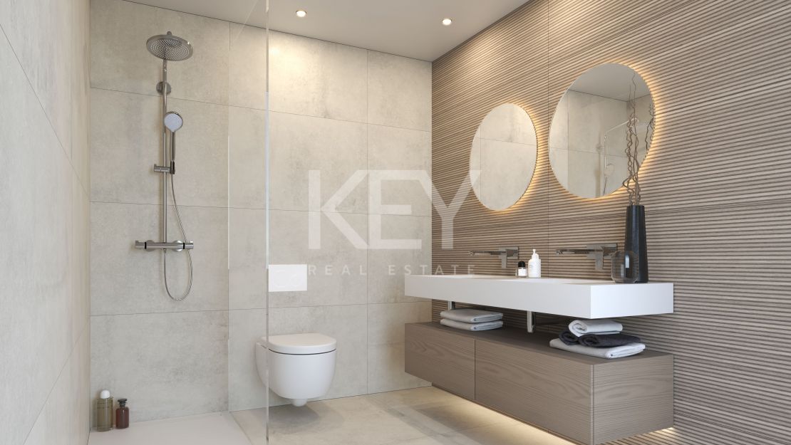 Apartment with Breathtaking Panoramic Views in Marbella East, Cabopino