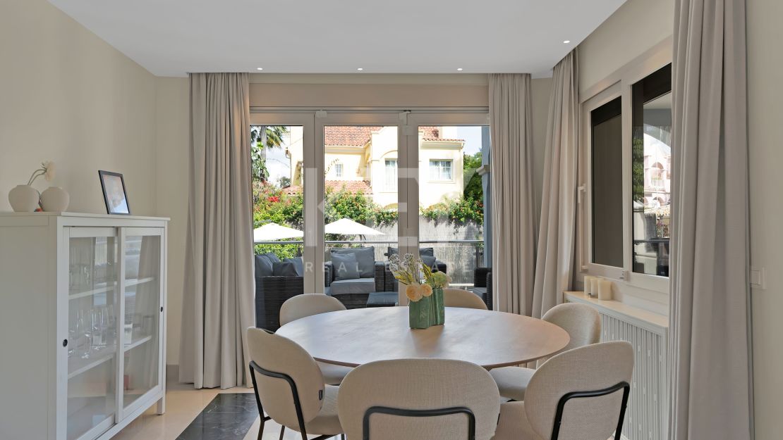 Beachside Villa For Sale Near Puerto Banús With Private Pool And Investment Potential