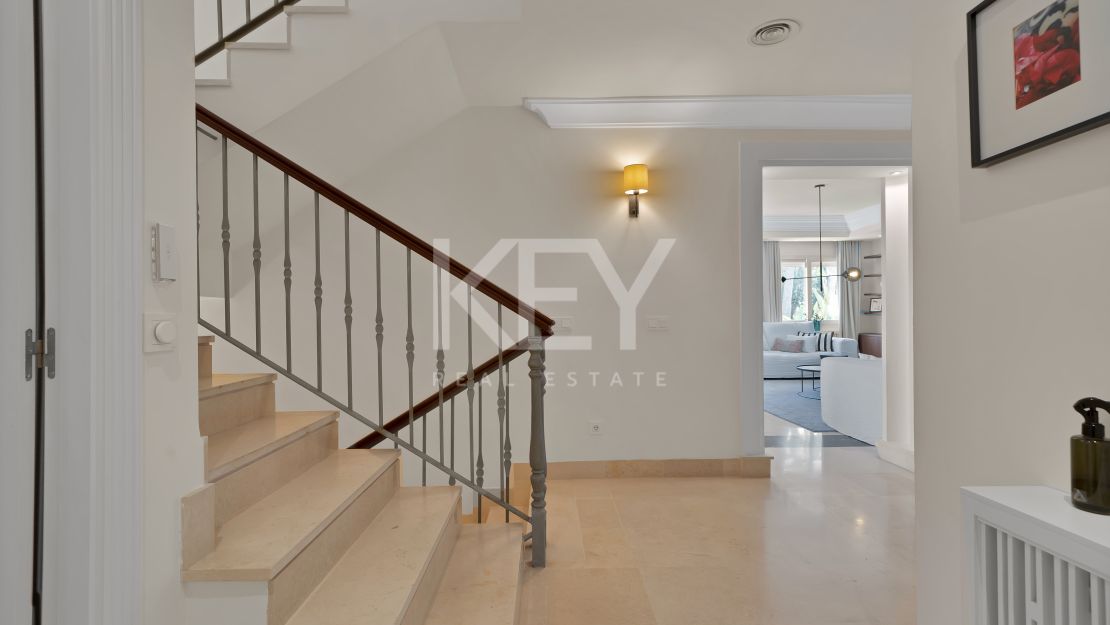Beachside Villa For Sale Near Puerto Banús With Private Pool And Investment Potential