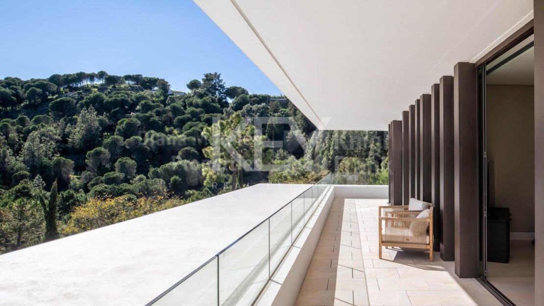 Villa For Sale In La Reserva De Alcuzcuz, Benahavis