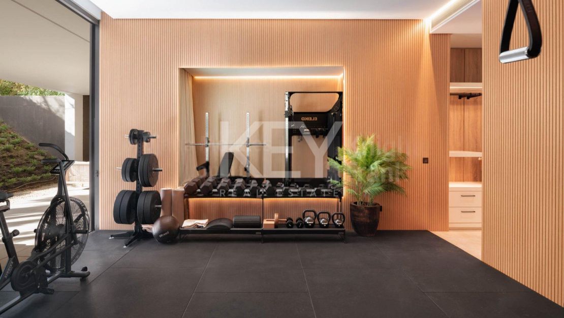 Villa For Sale In La Reserva De Alcuzcuz, Benahavis