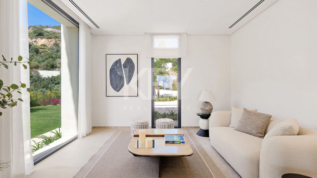Luxury Villa For Sale In Marbella Club Golf Resort, Benahavís