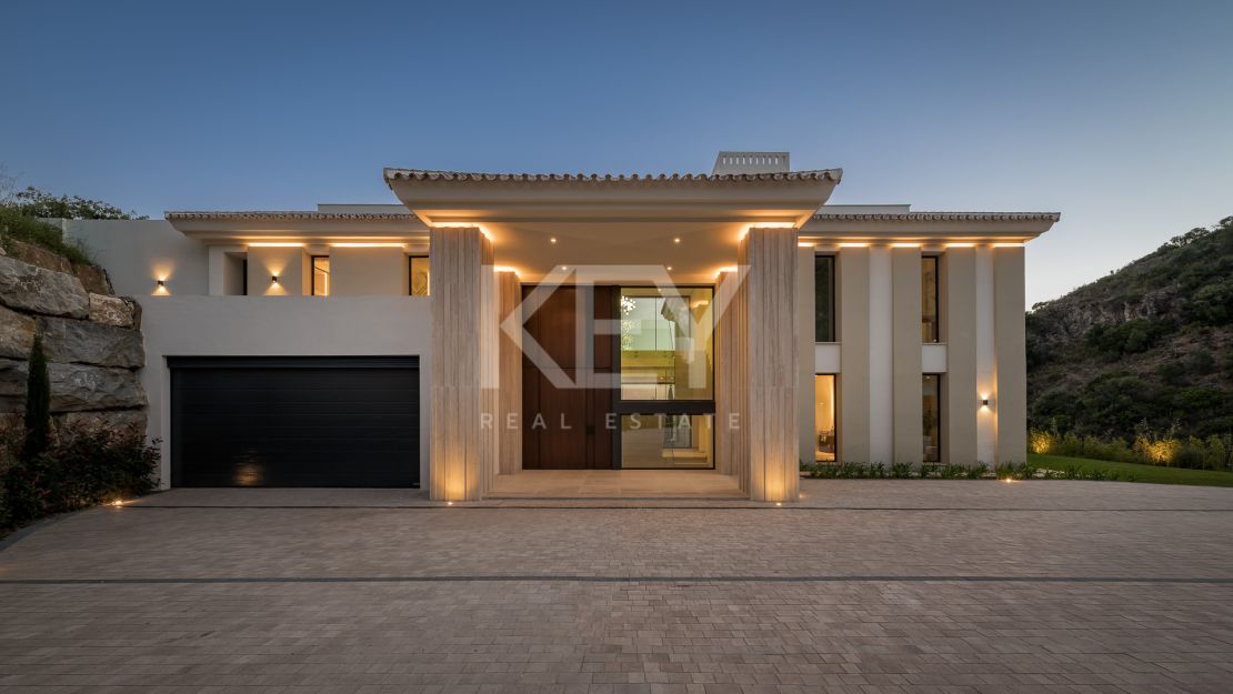 Luxury Villa For Sale In Marbella Club Golf Resort, Benahavís