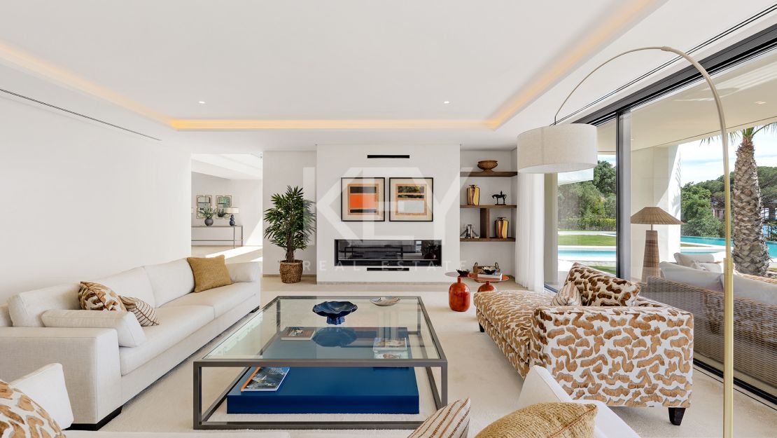 Luxury Villa For Sale In Marbella Club Golf Resort, Benahavís