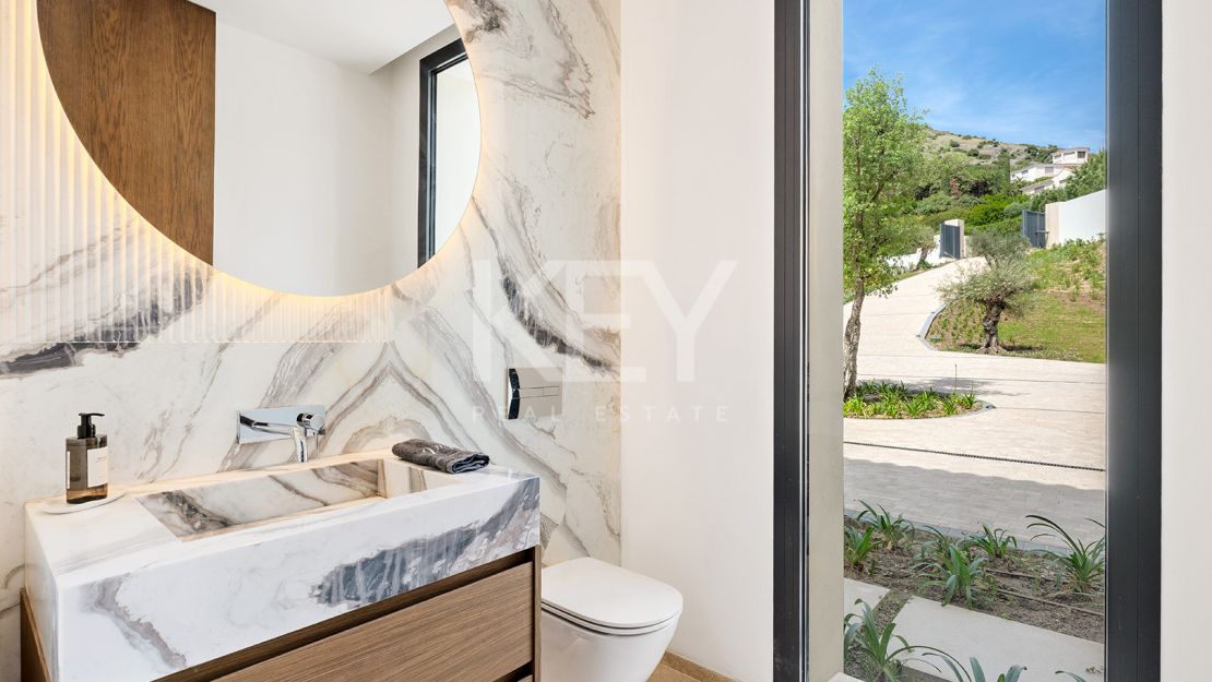 Luxury Villa For Sale In Marbella Club Golf Resort, Benahavís