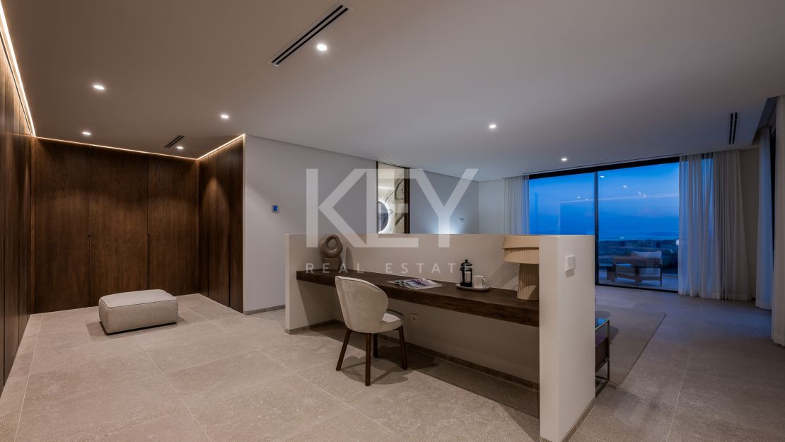 Luxury Villa For Sale In Marbella Club Golf Resort, Benahavís