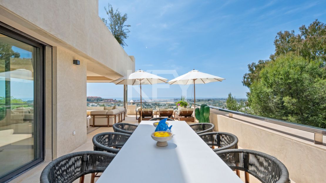 Luxury Duplex Penthouse for Sale in Nueva Andalucía, Marbella