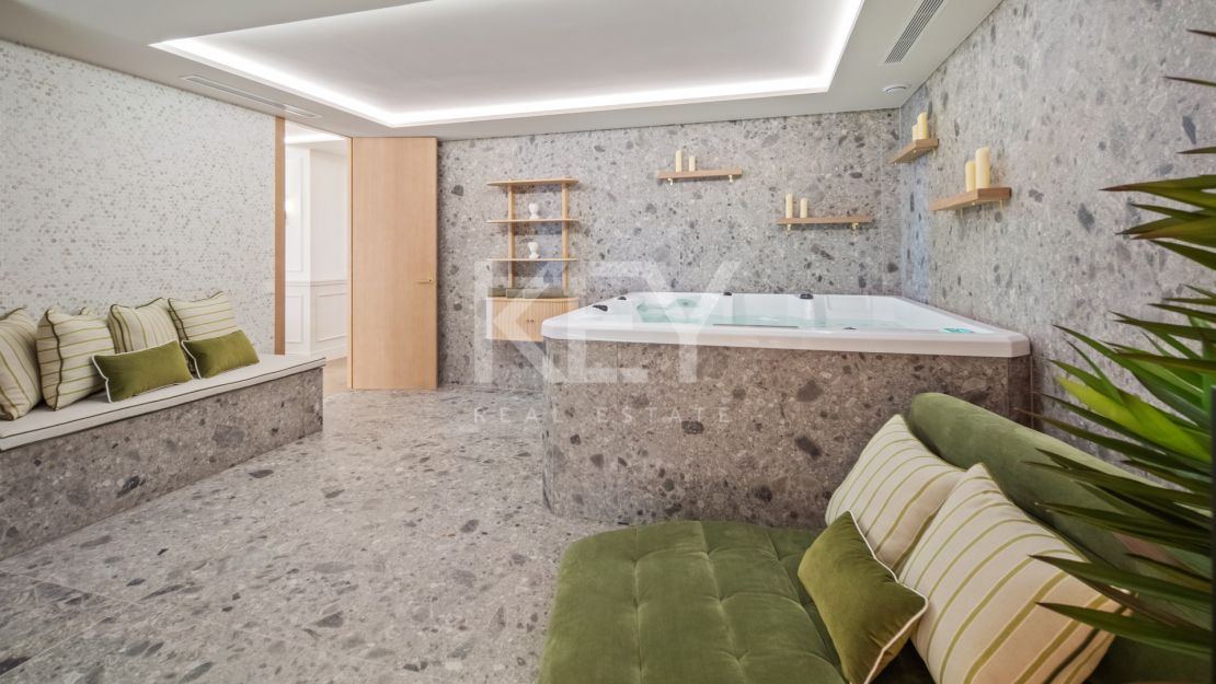 Luxury Duplex Penthouse for Sale in Nueva Andalucía, Marbella