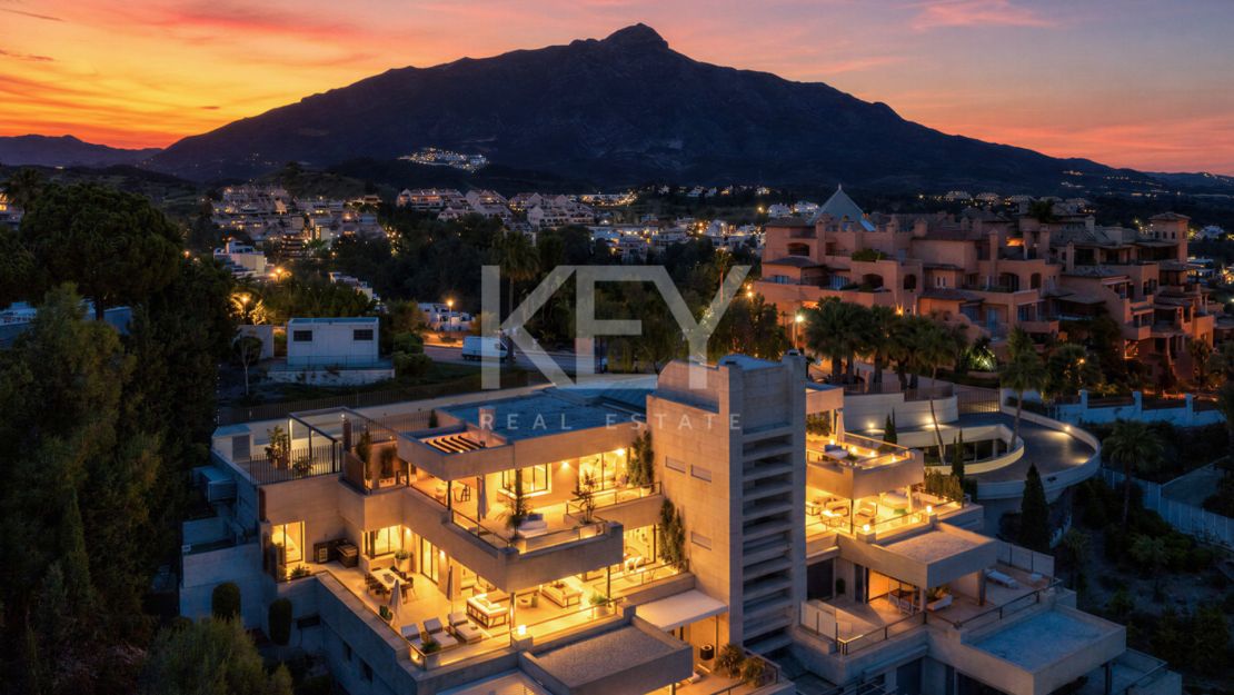 Luxury Duplex Penthouse for Sale in Nueva Andalucía, Marbella