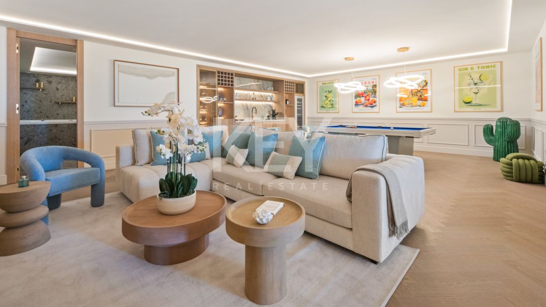 Luxury Duplex Penthouse for Sale in Nueva Andalucía, Marbella