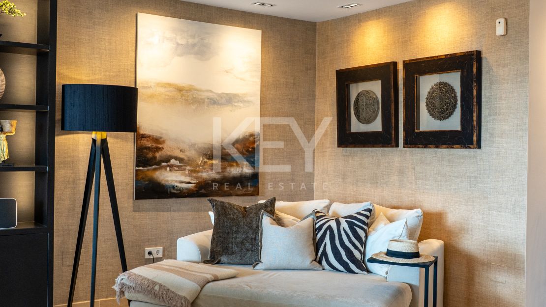 Renovated Luxury Apartment For Sale In Nueva Andalucía, Marbella