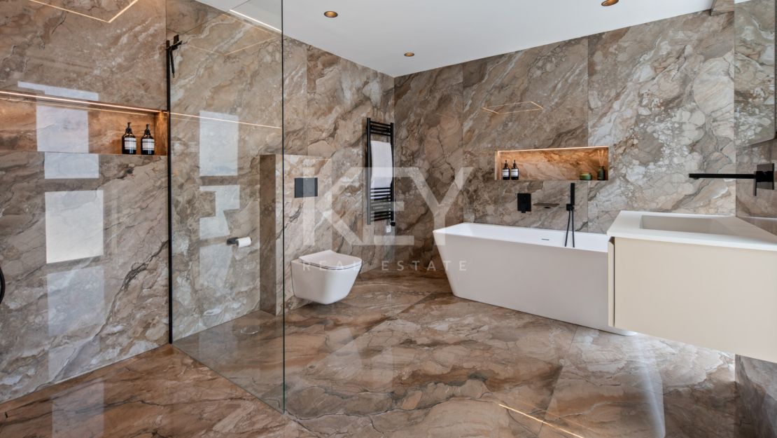 Renovated Luxury Villa for Sale in Bel Air, Estepona with Sea Views, Pool and Spa
