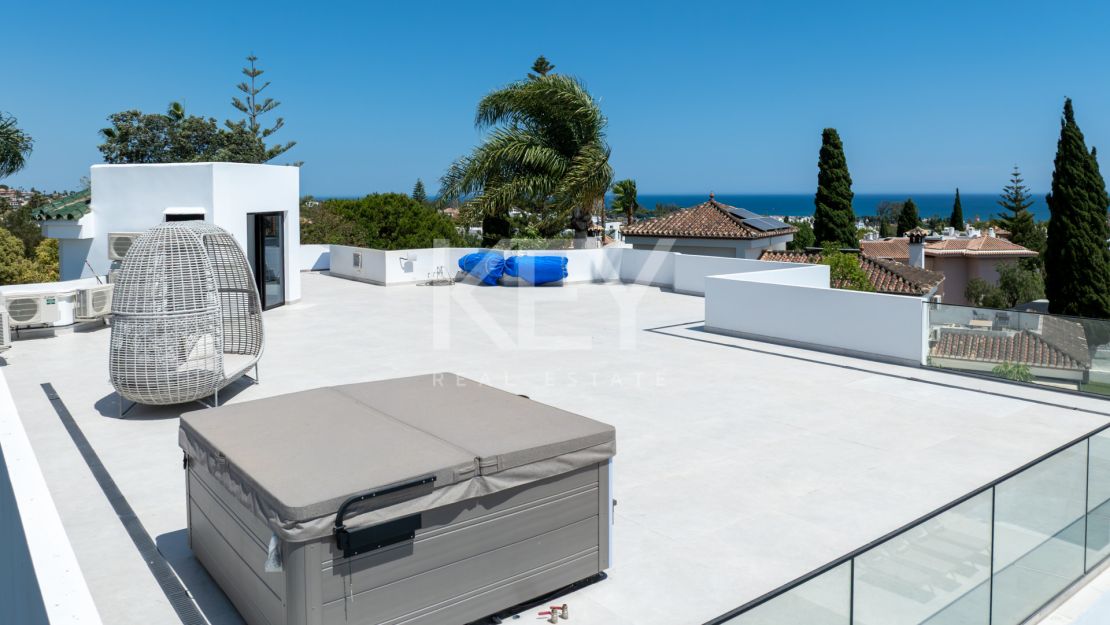 Renovated Luxury Villa for Sale in Bel Air, Estepona with Sea Views, Pool and Spa