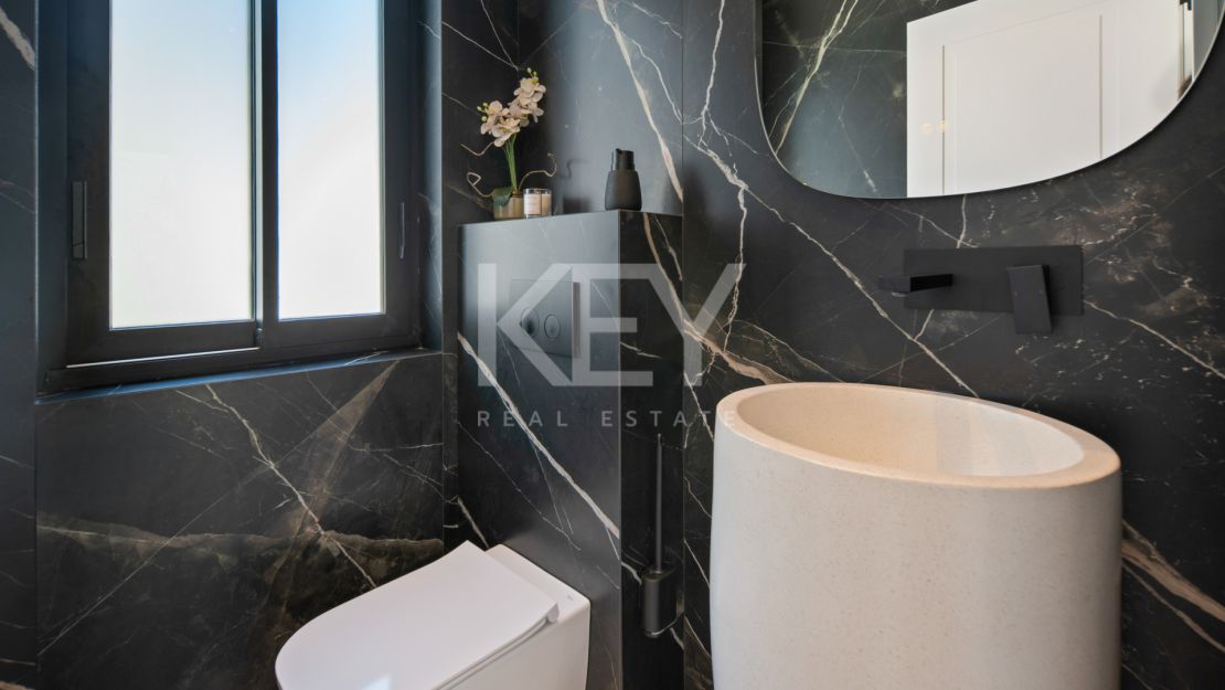 Renovated Luxury Villa for Sale in Bel Air, Estepona with Sea Views, Pool and Spa