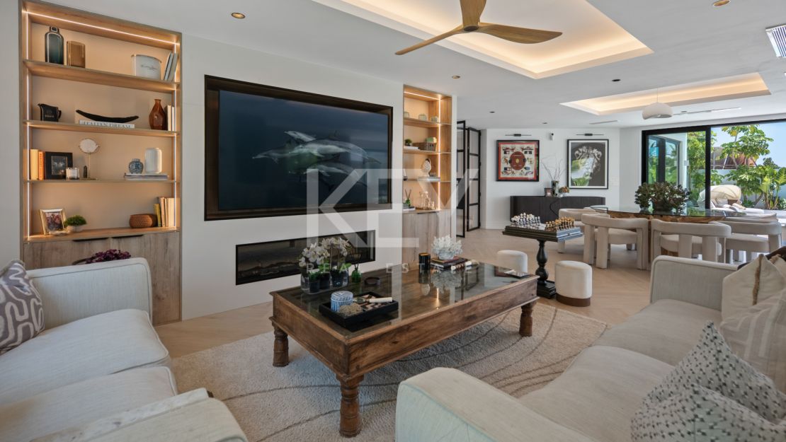 Renovated Luxury Villa for Sale in Bel Air, Estepona with Sea Views, Pool and Spa
