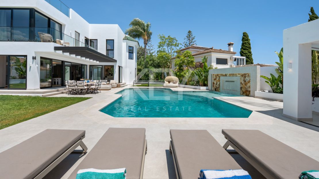 Renovated Luxury Villa for Sale in Bel Air, Estepona with Sea Views, Pool and Spa