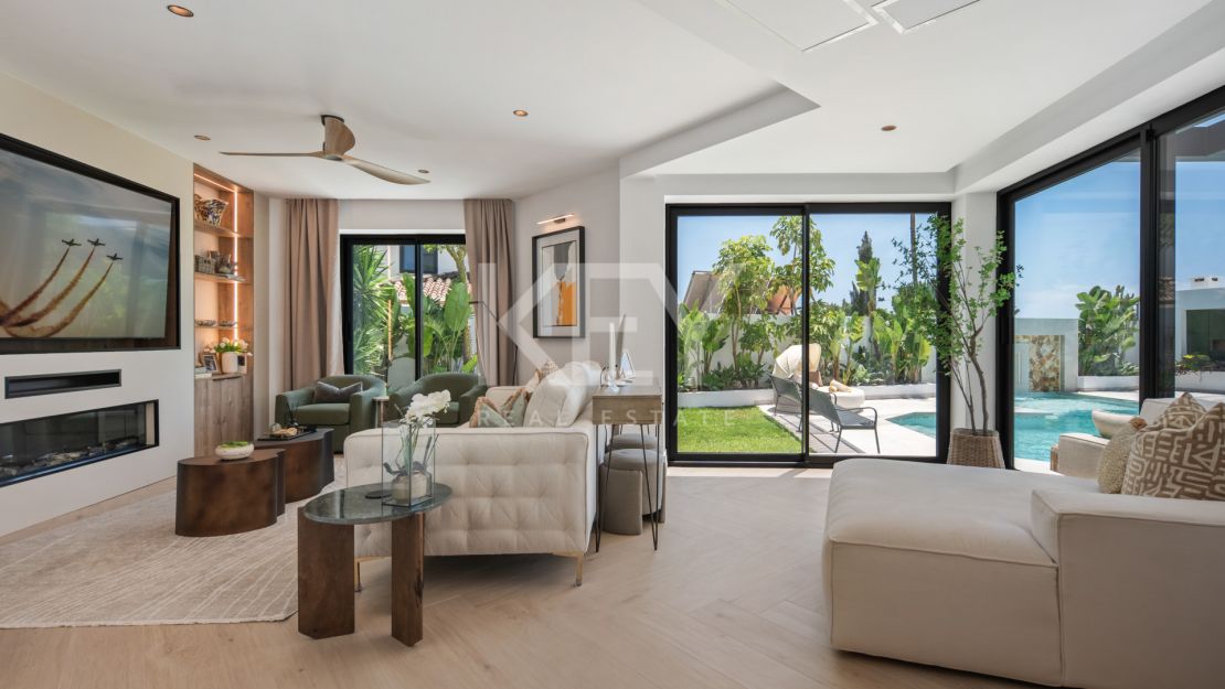 Renovated Luxury Villa for Sale in Bel Air, Estepona with Sea Views, Pool and Spa