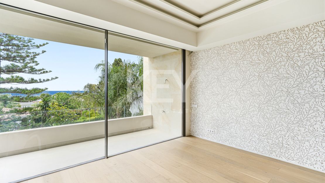 Brand-New Contemporary Villa for Sale in Los Monteros Playa, Marbella – Walking Distance to the Beach