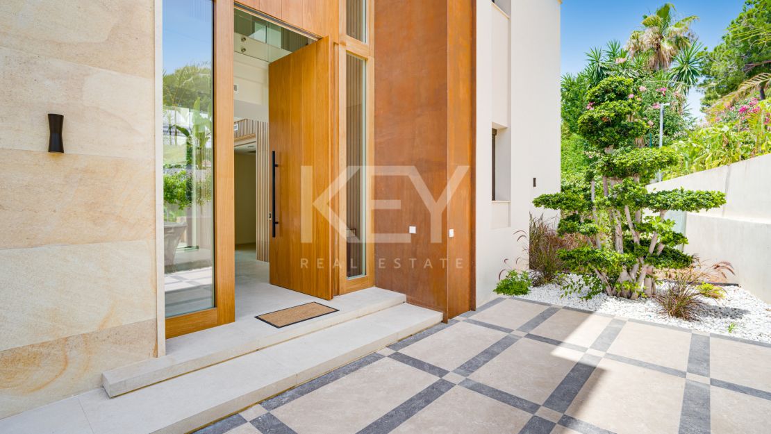 Brand-New Contemporary Villa for Sale in Los Monteros Playa, Marbella – Walking Distance to the Beach