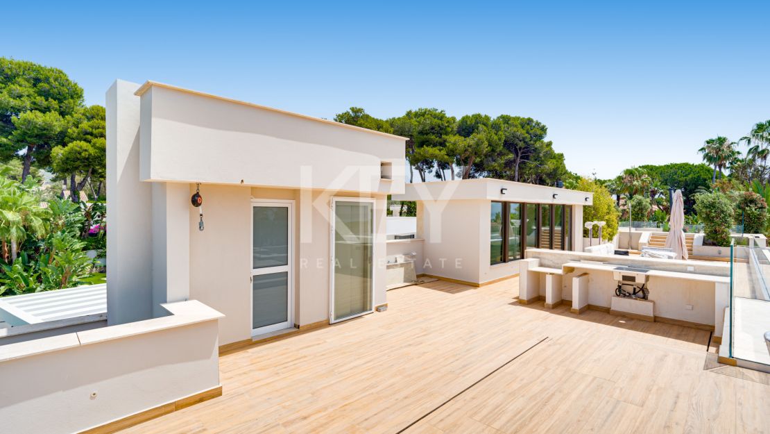 Brand-New Contemporary Villa for Sale in Los Monteros Playa, Marbella – Walking Distance to the Beach