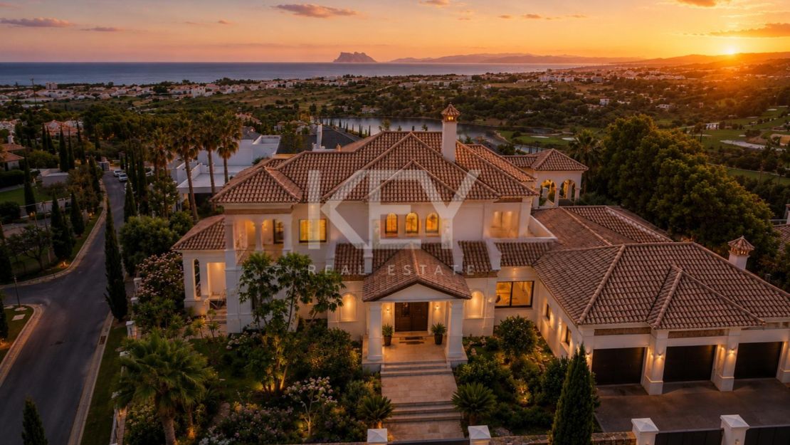Impressive Villa With Panoramic Sea Views In A Secure Gated Community in Benahavis