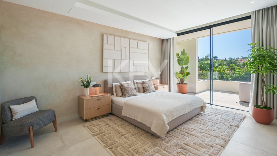 Contemporary Luxury Villa for Sale in El Campanario, Estepona