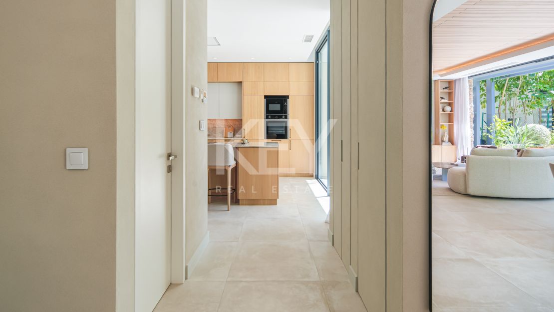 Contemporary Luxury Villa for Sale in El Campanario, Estepona